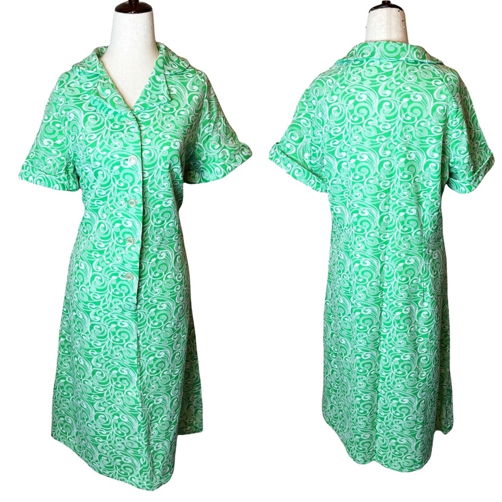 Vintage 70s Green Swirl Retro Collared Shirt Dress